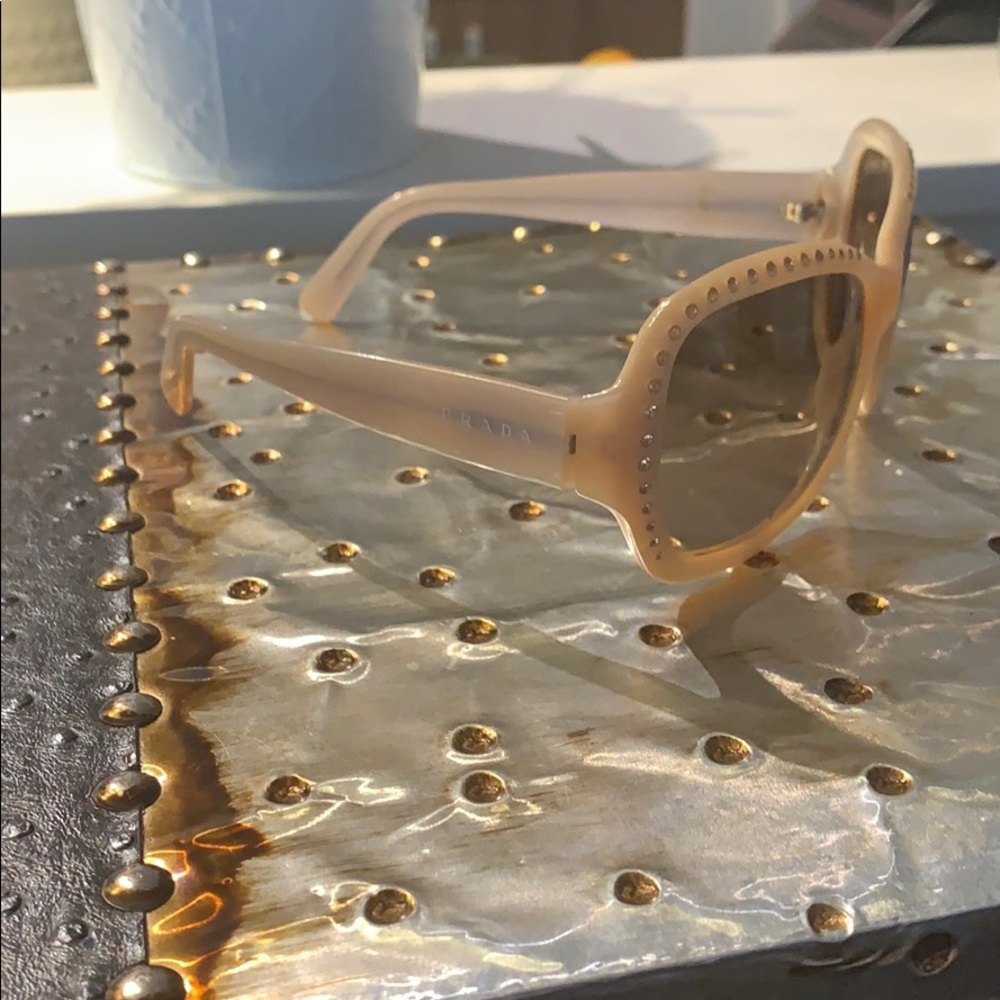 Sunglasses prada - Picture 2 of 2